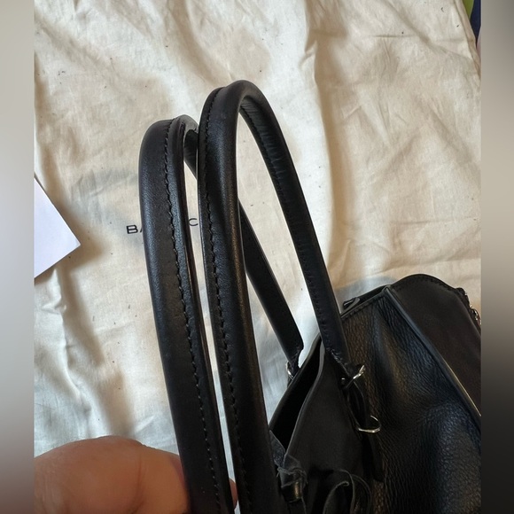Balenciaga A5 Zip Around Tote - Picture 10 of 12